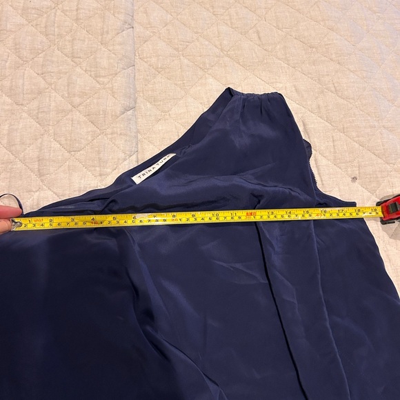 Trina Turk Asymmetrical One Shoulder Top Sz S - Picture 5 of 5